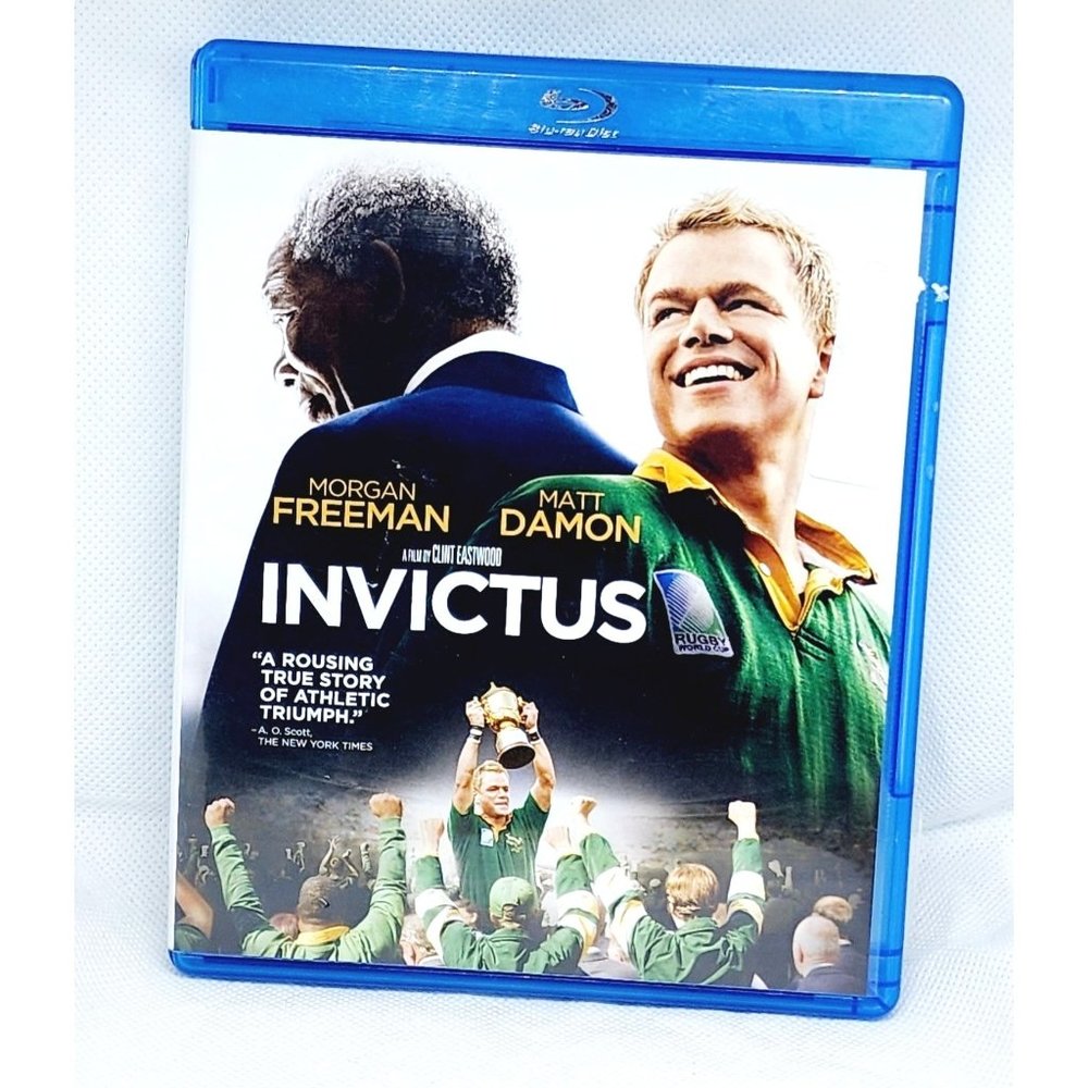 Invictus Morgan Freeman & Matt Damon Blu Ray DVD 2 Disk Movie Bundle No Scratch